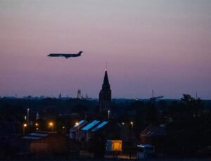 Brüksel’de gürültü sınırlarını aşan havayollarına kesilen 32 milyon avroluk para cezasından sadece 6 milyonu tahsil edildi.