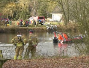 Hollanda’nın Limburg bölgesindeki Posterholt tatil parkı göletinde iki ceset bulundu