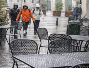 Belçika’da fırtına ve su baskını riski nedeniyle 1722 numaralı hat aktif hale getirildi