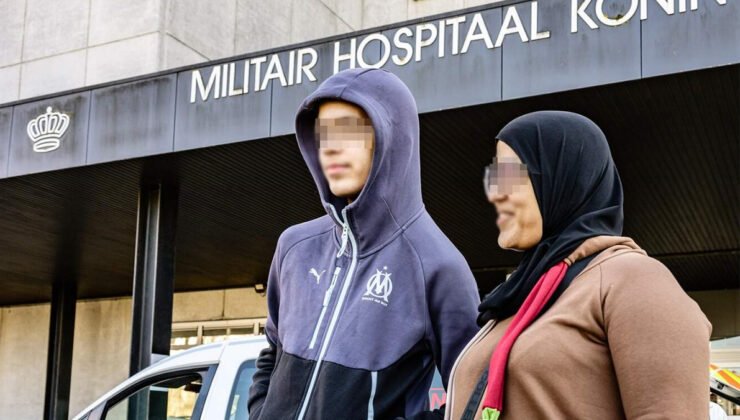 Belçika’da ateşe verilmesinin üzerinden tam 33 gün sonra 15 yaşındaki Zakaria hastaneden taburcu edildi.