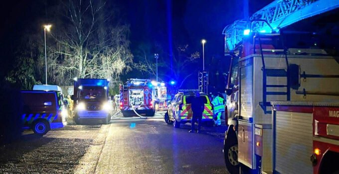 Belçika’da bir dağ evinde çıkan yangında 6 ve 8 yaşında 2 çocuk hayatını kaybetti, 1 yaşındaki çocuk ve anne hastaneye kaldırıldı