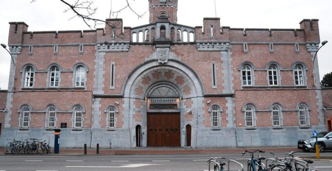 Belçika Gent hapishanesinde kavgaya müdahele eden 3 gardiyan yaralandı