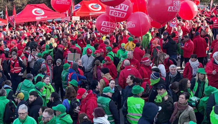 Belçika’da sendikalar kemer sıkma önlemlerine karşı protesto eylemi düzenliyor
