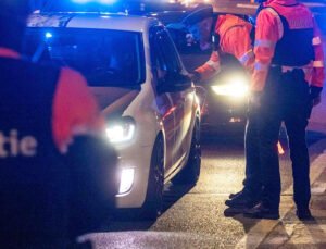 Belçika’nın Gent şehrinde, FIPA adı verilen kapsamlı denetimlerde 90 polis memuru görev yaptı.