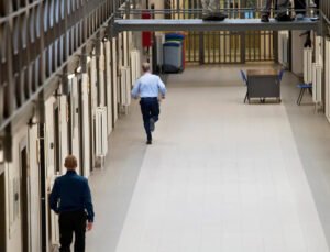 Anvers cezaevinde bir mahkum hayatını kaybetti