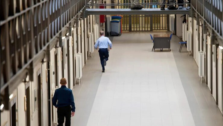 Anvers cezaevinde bir mahkum hayatını kaybetti
