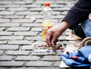 Brüksel’de dilenciler mercek altına alındı