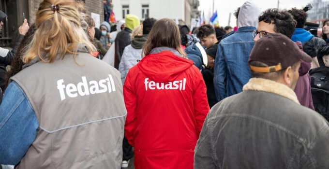 Belçika iltica kurumu Fedasil çalışanları greve gitti