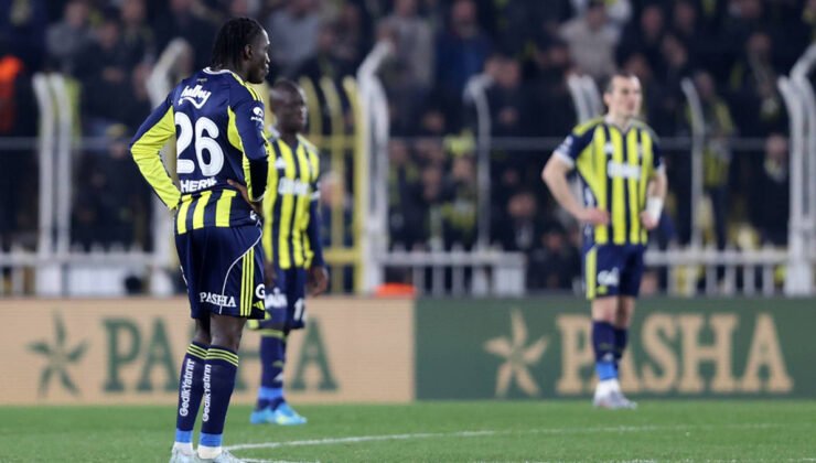 Fenerbahçe şampiyonluk yolunda Kadıköy’de büyük yara aldı