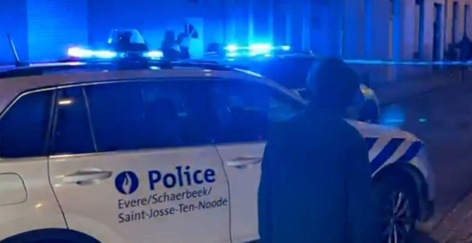 Brüksel’de dün gece meydana gelen silahlı saldırıda bir kişi ağır yaralandı