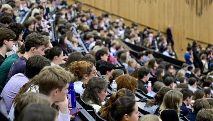 Belçika’nın Flanders bölgesinde sosyal yardım alarak eğitim gören gençlerin sayısında rekor artış