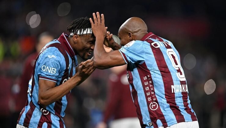 Trabzonspor evinde Galatasaray’ı devirdi : Zirve karıştı