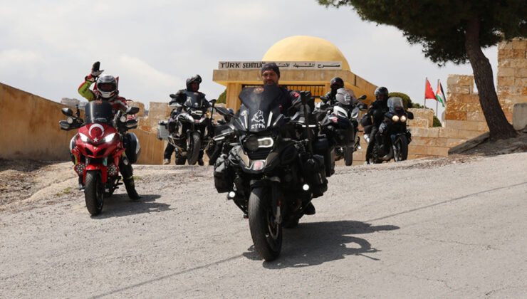 Gurbetçi Türk grubu, umre yolculuğunu motosikletle tamamladı