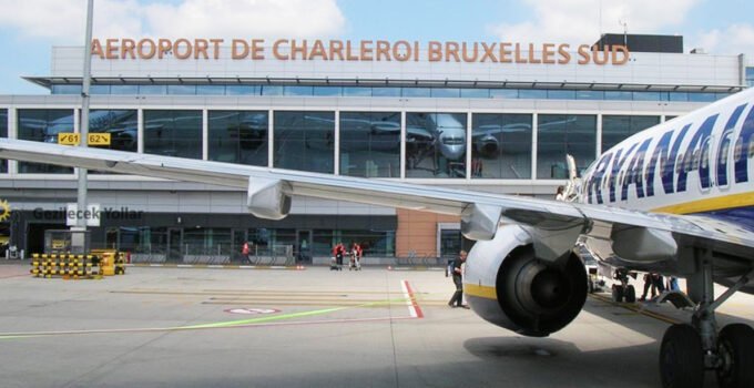 Charleroi Havalimanı’nda 12 Mayıs tarihli tüm uçuşlar iptal edildi.