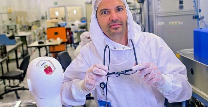 Belçika’da geliştirilen beyin implantı görme engellilere umut oldu