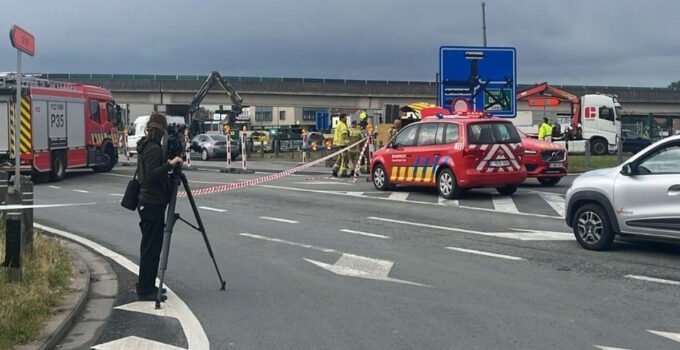 Brüksel Havalimanı yolundaki gaz kaçağı giderildi : Trafik yeniden açıldı