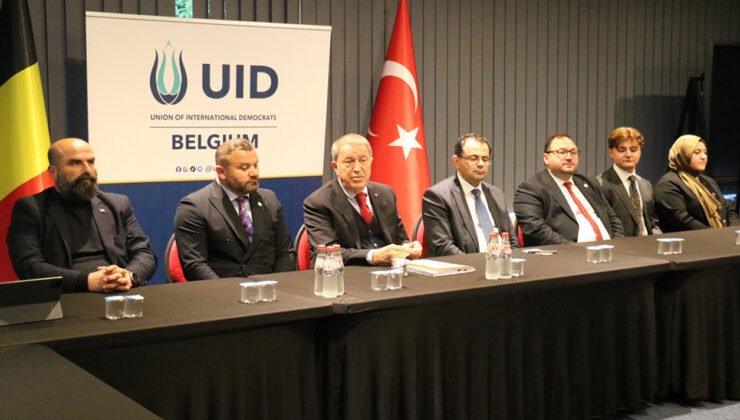 Brüksel’de Hulusi Akar’dan Birlik ve Beraberlik Mesajı