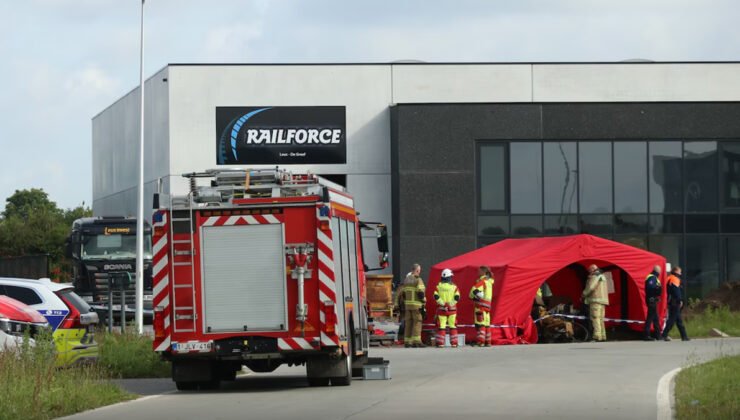Belçika Lokeren’de Feci Kaza: Bir işçi Forkliftin altında kalarak hayatını kaybetti