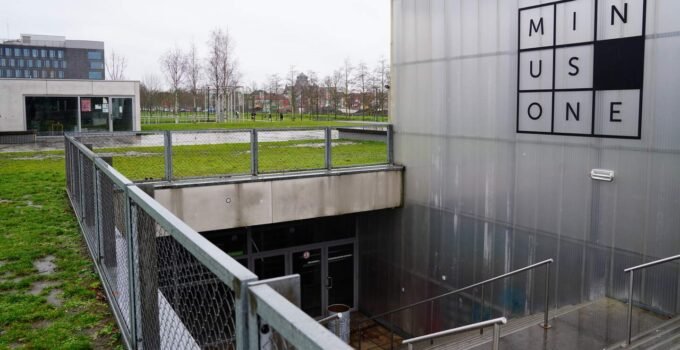 Gent Rabot gençlik merkezindeki çalışanların azaltılması tartışma yarattı