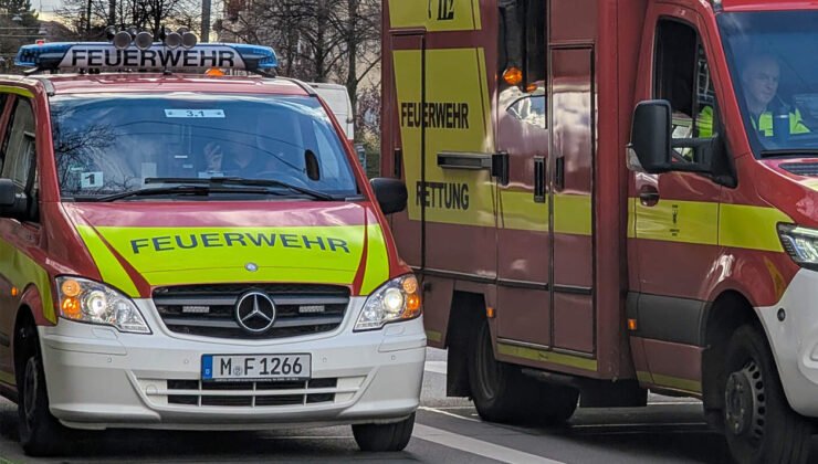 Almanya’da on binlerce kişi elektriksiz kaldı: Kundaklama şüphesi