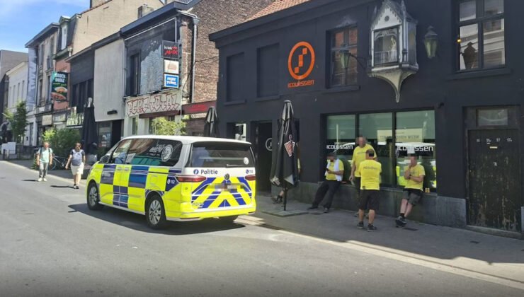 Gent’te bir kafenin tuvaletinde uyayakalan kadın, sabah uyanınca polisi arayarak yardım istedi