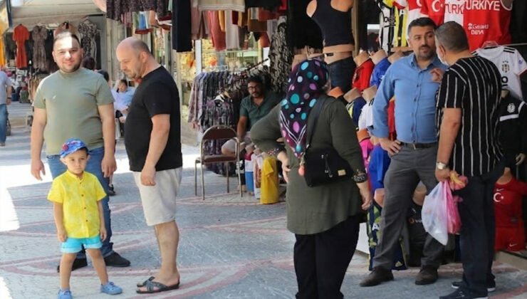 Emirdağ’da gurbetçi bereketi : İlçe gurbetçilerle hareketlendi