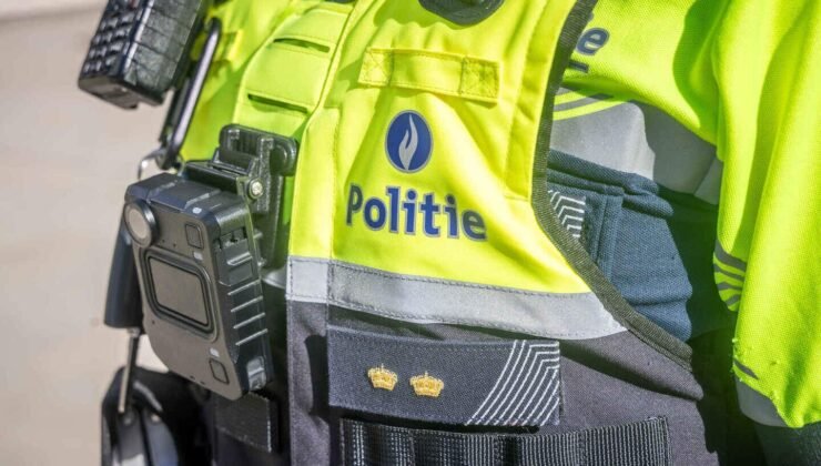 Belçika’nın Gent şehrinde hırsızlar, polis deposundaki elektrikli scooterları çaldı