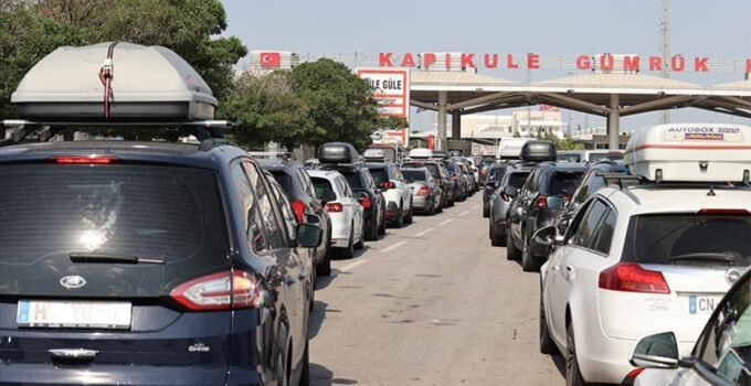 Ticaret Bakanlığı, yabancı plakalı araçlarla ilgili konuya netlik getirdi