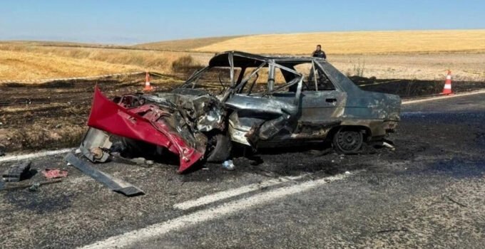 Emirdağ’da Feci Kaza: Alev Alan Otomobilin Sürücüsü Hayatını Kaybetti