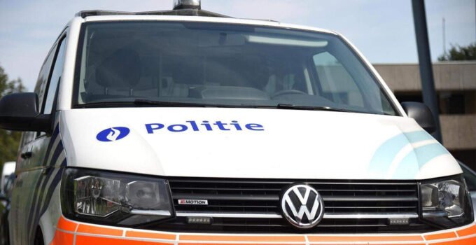 Belçika’da polis takibi kazayla sonuçlandı: Biri ağır 6 yaralı