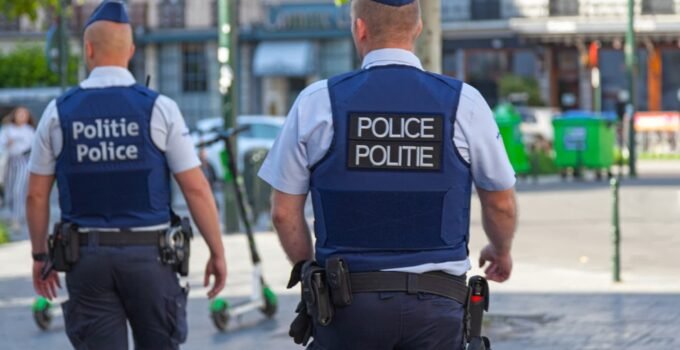 Belçika ve İspanya polisinin iş birliğiyle 6 yıldır aranan cinayet şüphelisi Zaventem’de yakalandı