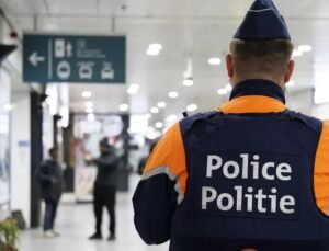 Brüksel tren istasyonunda 23 yaşındaki Faslı şüpheli dolu kalaşnikofla yakalandı