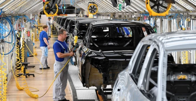 Almanya’nın Sanayi Devi Volkswagen’da Büyük Dönüşüm