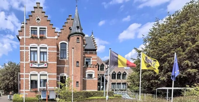 Belçika’da OCMW çalışanı, 73 bin euroyu zimmetine geçirdi