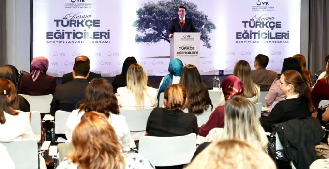 YTB, Avrupa’da Türkçeyi Yeni Nesillere Aktaran 90 Eğitimciyi Amsterdam’da Buluşturdu