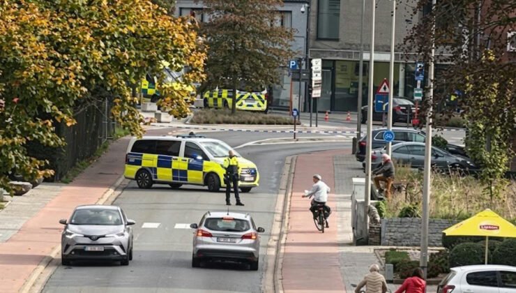 Belçika’da bir poliklinikte baltalı kişiye polis müdahalesi