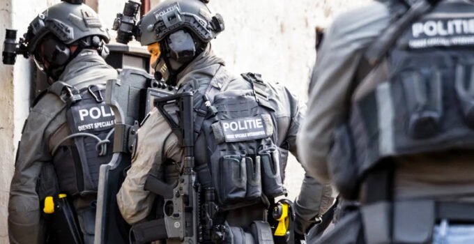 Hollanda ve Belçika polisinden ortak operasyon: 8 kişi tutuklandı